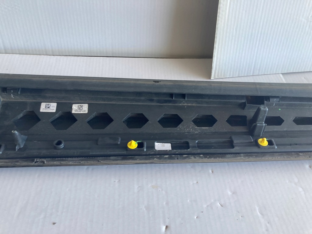 фото №6, Audi q8 sq8 молдинг двері права перед 4m8853060d