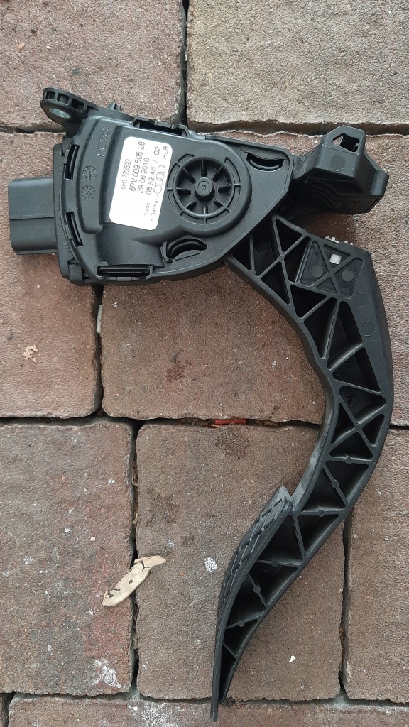 фото №1, Audi a6 c7 педаль газа 4h1723523