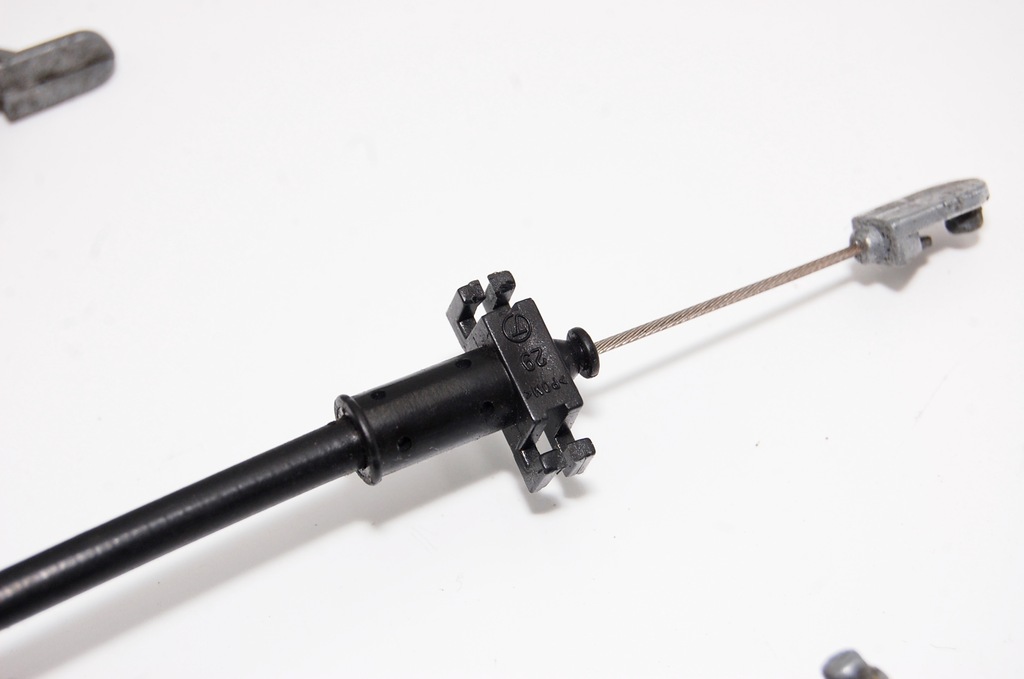 фото №6, Трос тяга замка дверь правый левый задняя volvo v50 s40 ii 993923 / 104