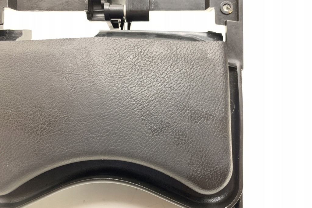 фото №8, Попільничка jaguar xk 8 convertible x100 saev85842 4.0l бензиновий 216kw