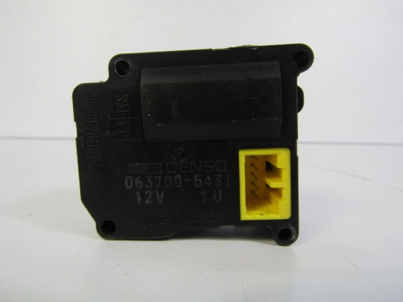 фото №6, Jaguar xj x308 двигатель крышка отопителя 063700-5431