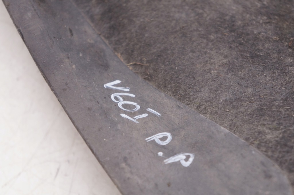 Volvo v60 i s60 ii подкрылок правый правое перед передние оригинальный номер 30744864 Недорого