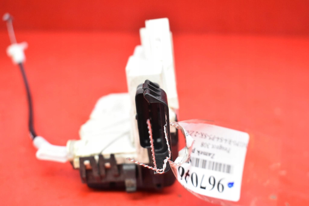 фото №5, Замок дверь правый перед передний eu 567147 peugeot 308 1 i t7 07-11