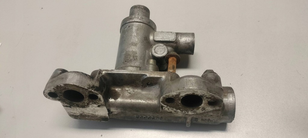 фото №1, Корпус термостата jaguar xjs brbm2