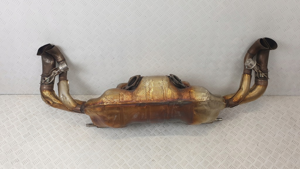 фото №10, Гаситель выхлоп конечный audi r8 4s0251609b