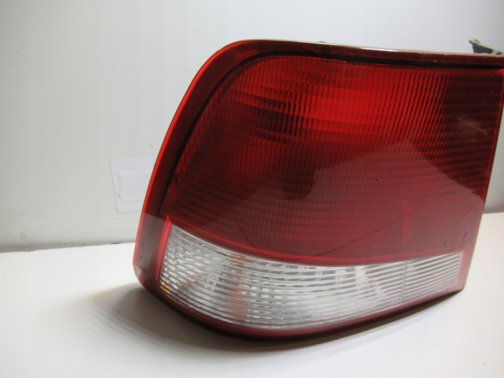 фото №2, Лампа левая задняя hyundai accent