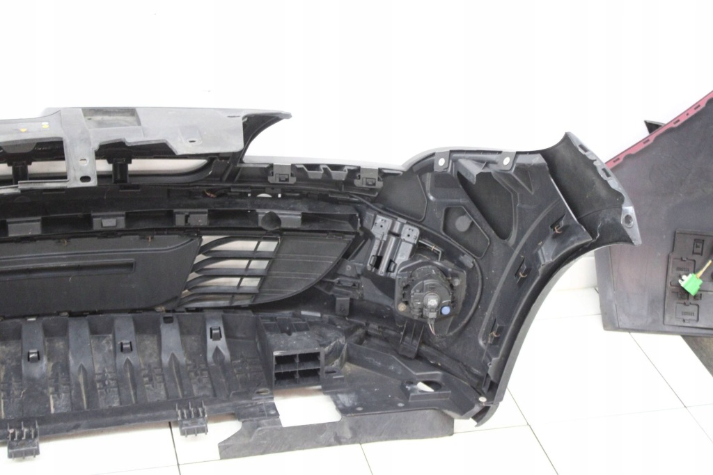 Renault megane 3 3 2009r- бампер перед передний nv676 в Украине