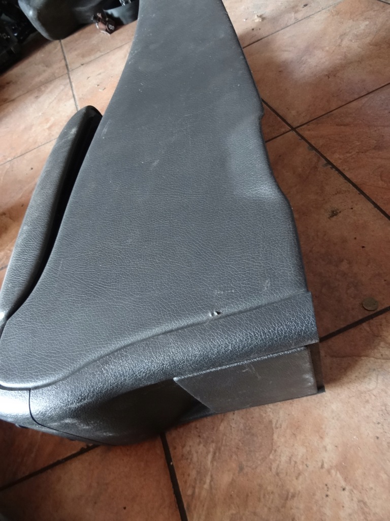 фото №8, W203 туннель средний подлокотник e037611021 #