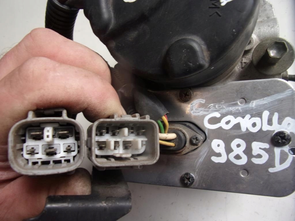 фото №4, Насос abs toyota corolla e11