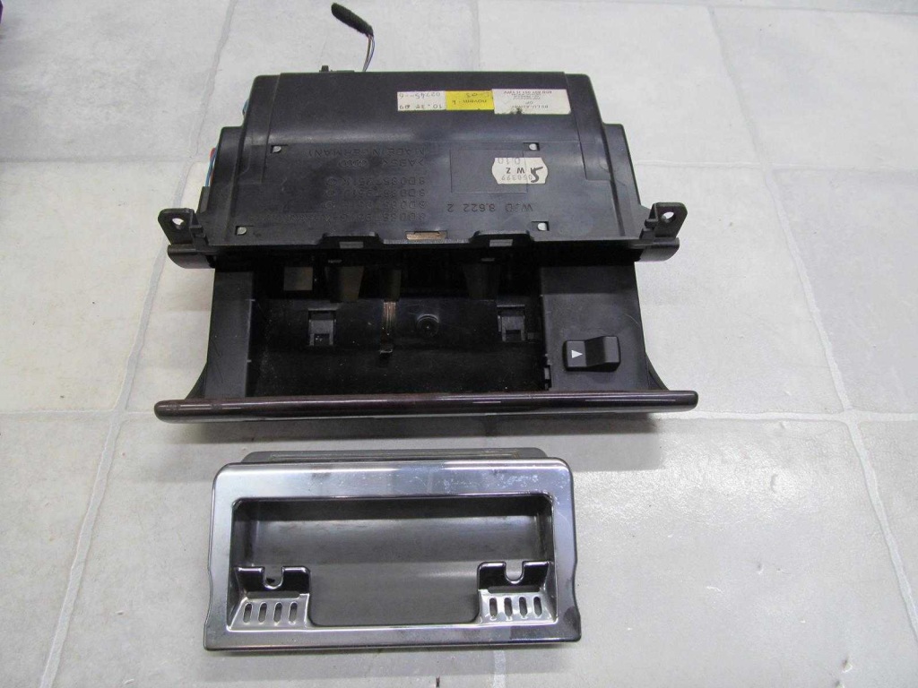 Купить Audi a4 b5 lift пепельница перед drewno 8d0857951g