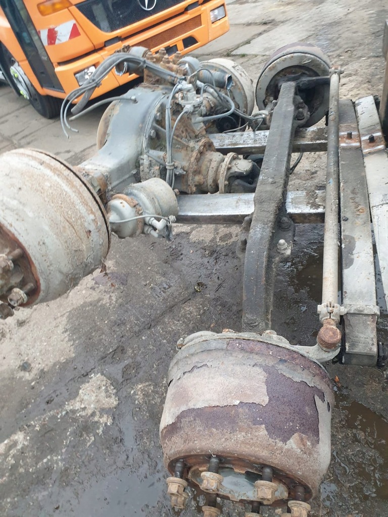 фото №1, Балка передняя volvo fl6