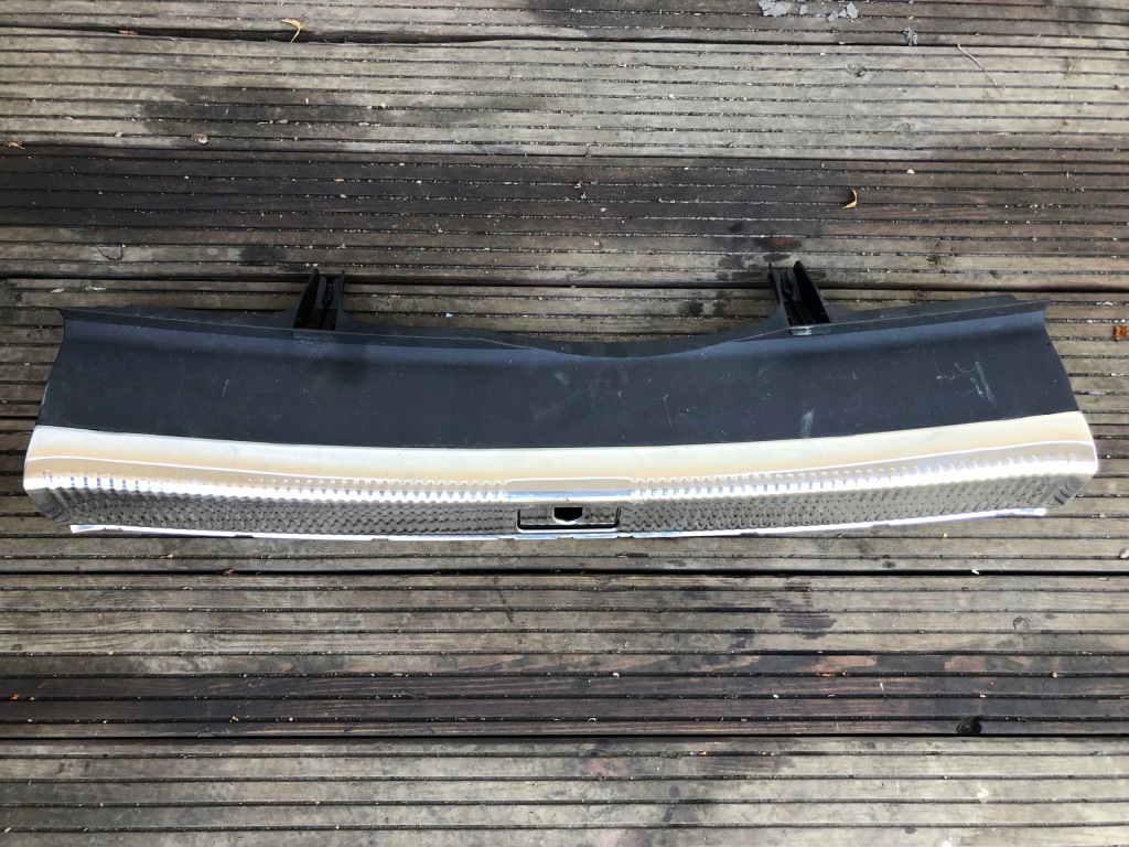 фото №1, Защита порог багажника audi a5 sportback 8t8864513