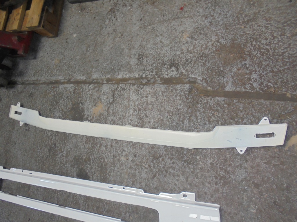 фото №2, Молдинг w решётка радиатора решётка радиатора капот scania