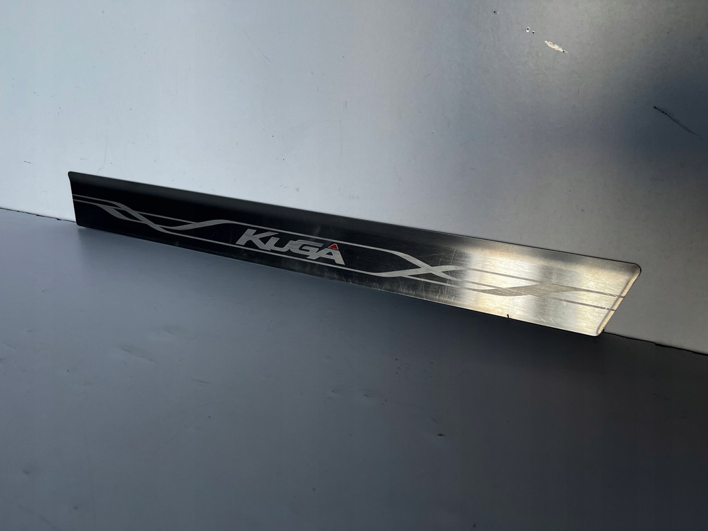 фото №1, Молдинг порог внутренняя ford kuga 2008