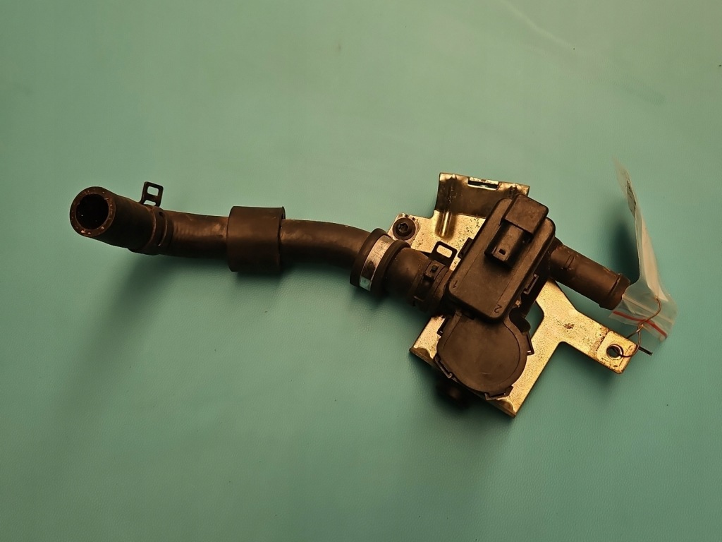 фото №1, Клапан porsche panamera i 970 97057222500 4.8 v8