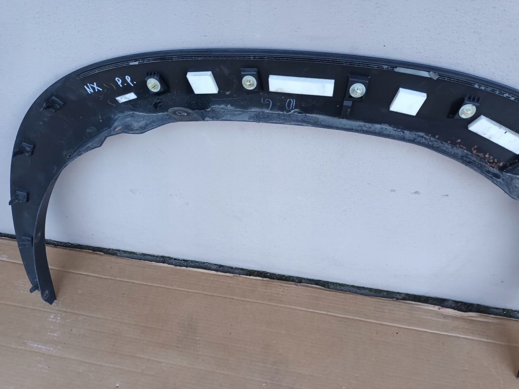 фото №8, Молдинг передня права lexus nx перед правий