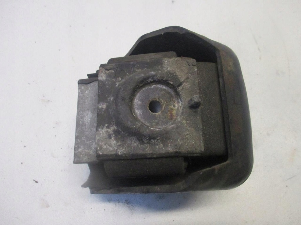 фото №5, Подушка двигателя левая vw crafter 2.5 tdi