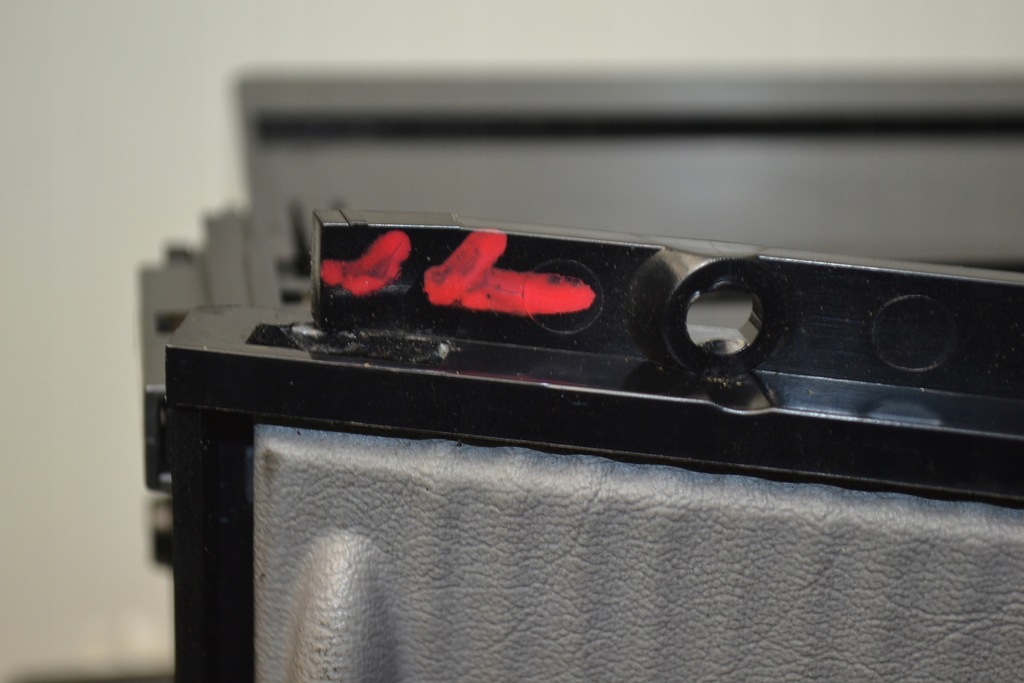 фото №7, Mercedes r129 sl бардачок між сидіння шторка