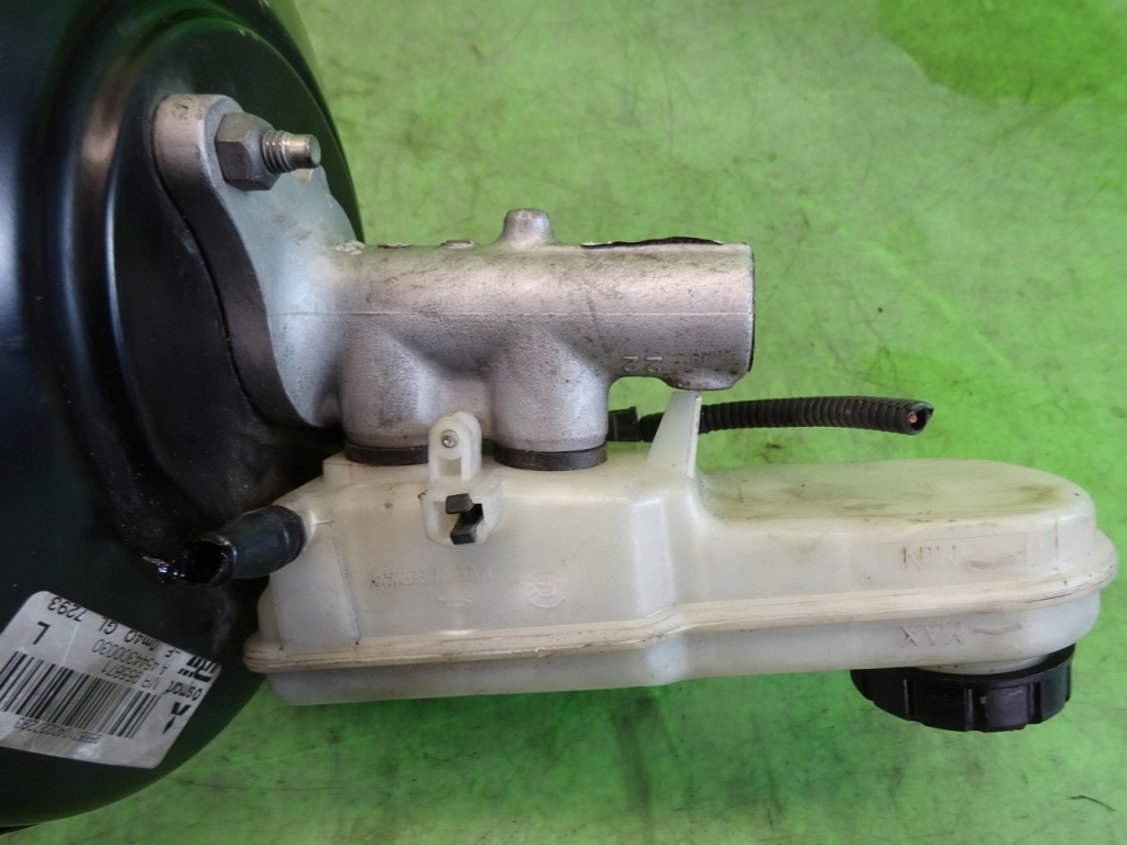 Насос гальмівна підсилювач гальм smart forfour 05r a4544300030 Зі Шроту