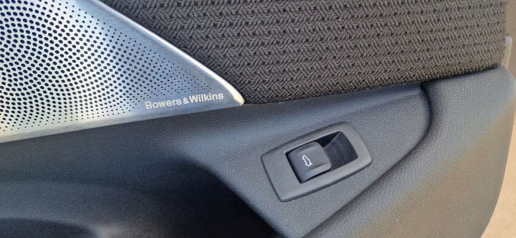 Купить Обшивки bmw g30 g31 bowers&wilkins jak nowe оригинал