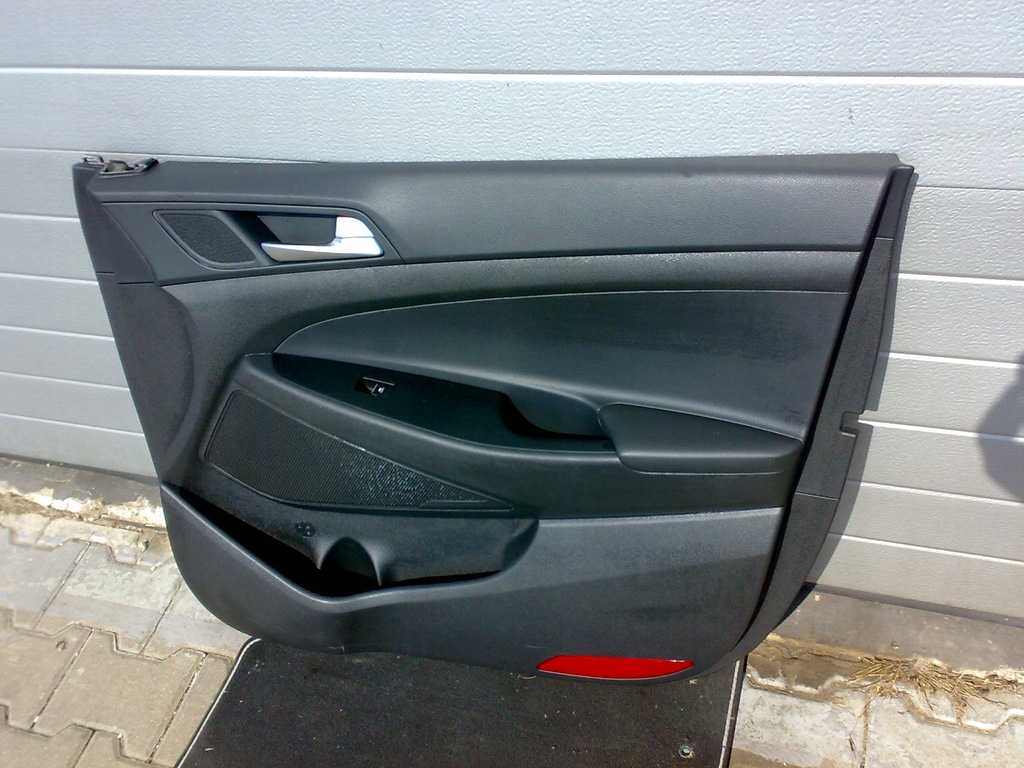 фото №1, Hyundai tucson ii 2015 - оббивка обшивка двері p.p idealna