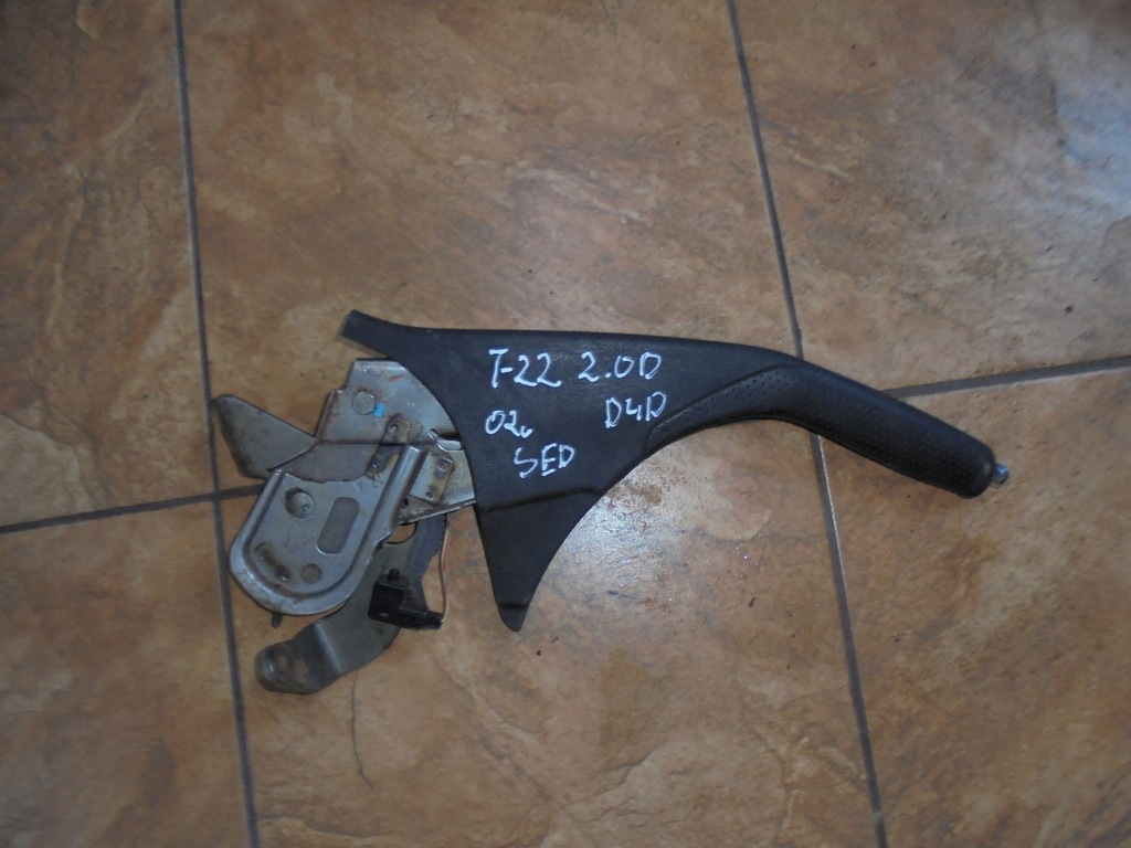 фото №1, Важіль гальма ручного toyota avensis t-22