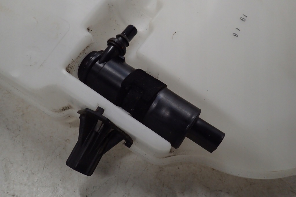 фото №7, Бачок омывателя kompletny audi a6 c7 4g8955451