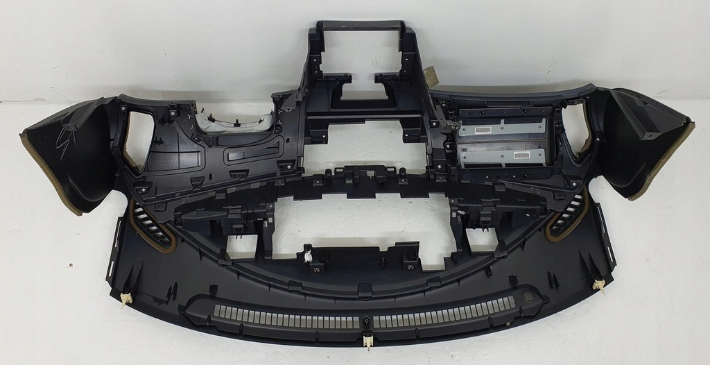 фото №9, Приборная панель консоль приборная панель nissan primera p12 europa