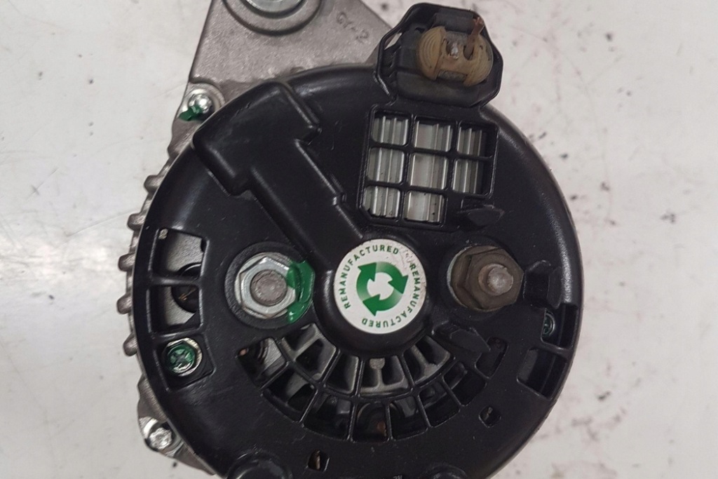 Генератор opel astra j sports tourer lra03357 2.0l дизель 2013 с Разборки