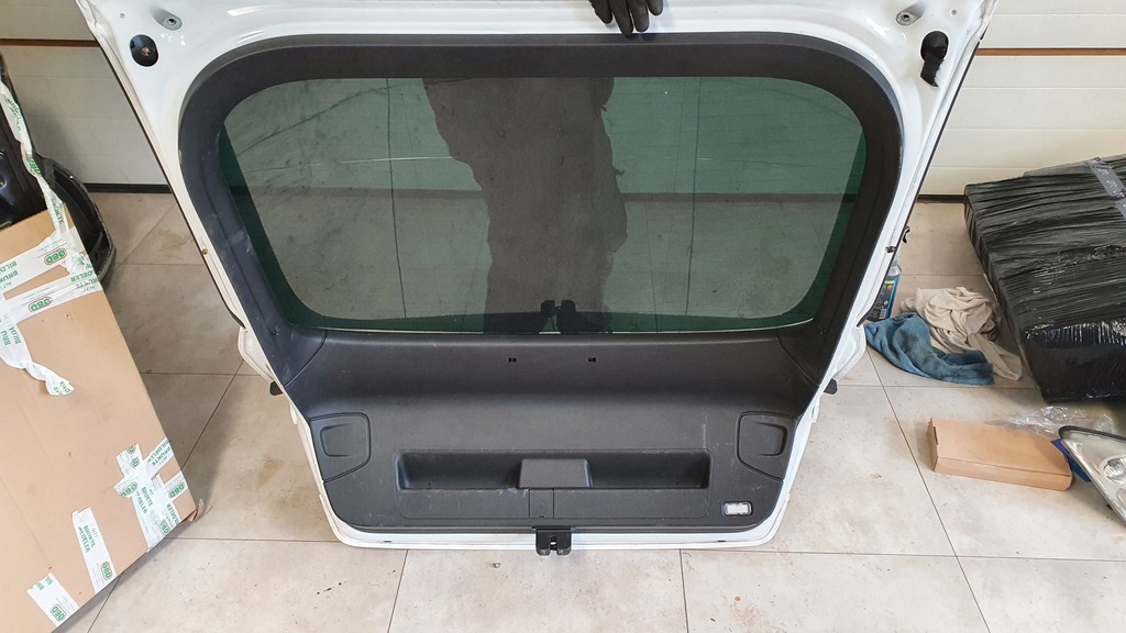 фото №9, Audi a5 8t sportback крышка багажника багажника стекло ly9c