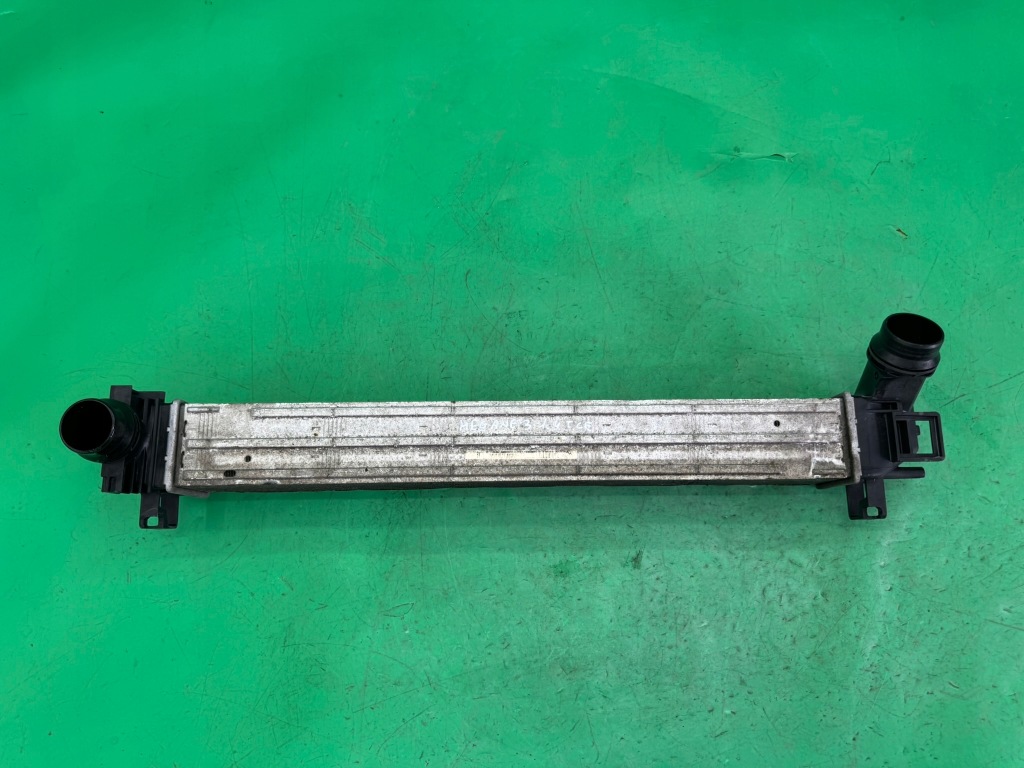 Купити Інтеркулер радіатор повітря 144964990r renault megane 3 3 1.4 tce 08-