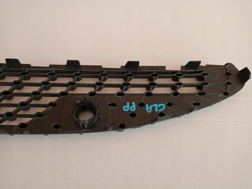 фото №6, Решётка бампера перед правый mercedes w117