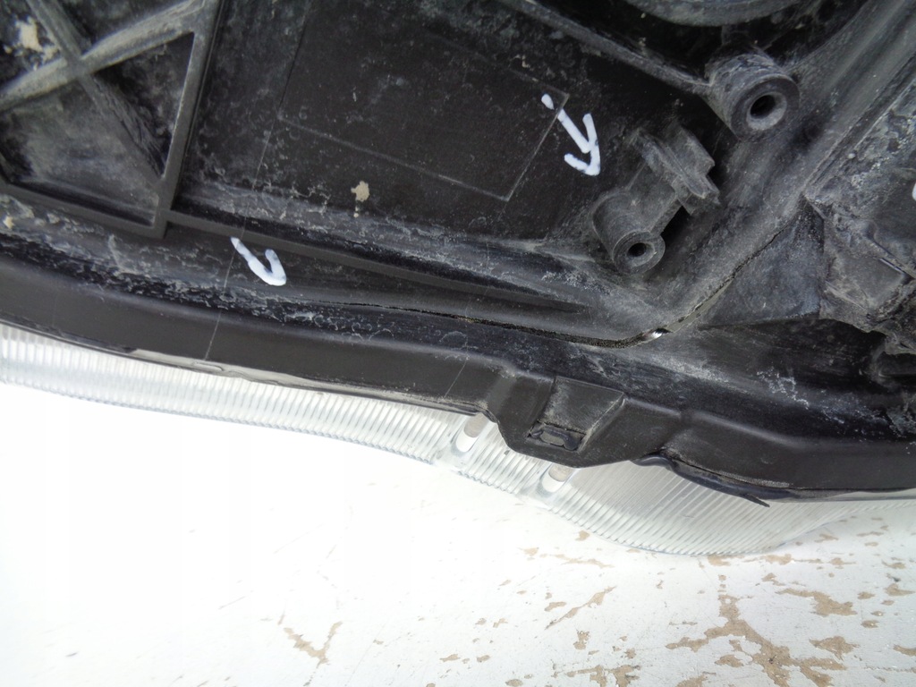 фото №8, Лампа правая фара mercedes actros mp4 w961