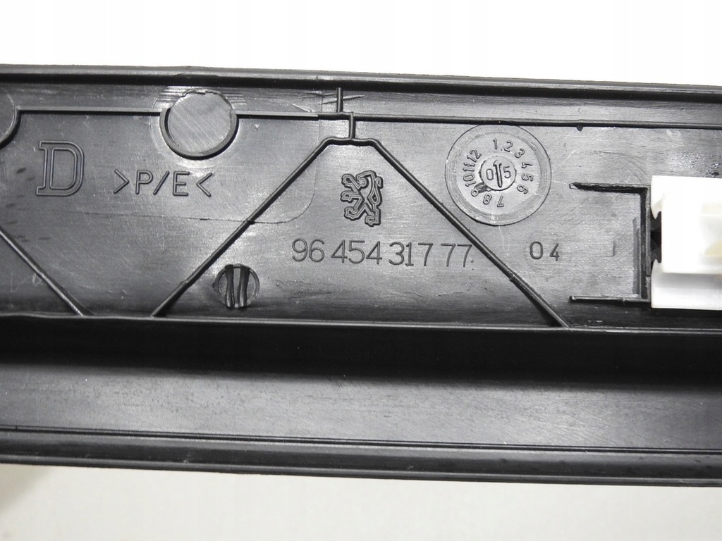 фото №6, Молдинг накладка порог правый перед peugeot 407