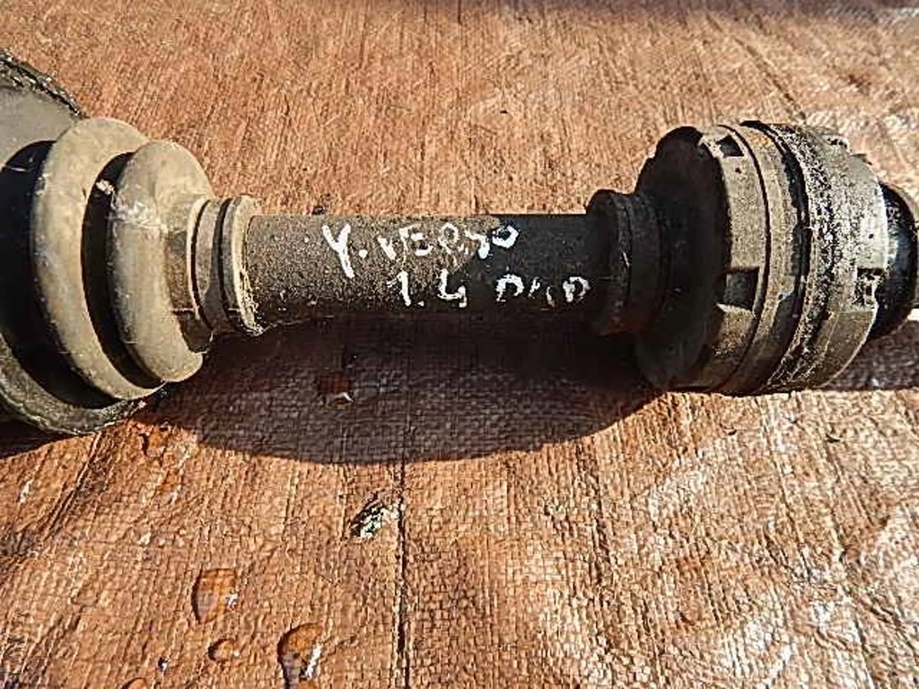 фото №7, Привідний вал права toyota yaris verso 1,4d 99-05