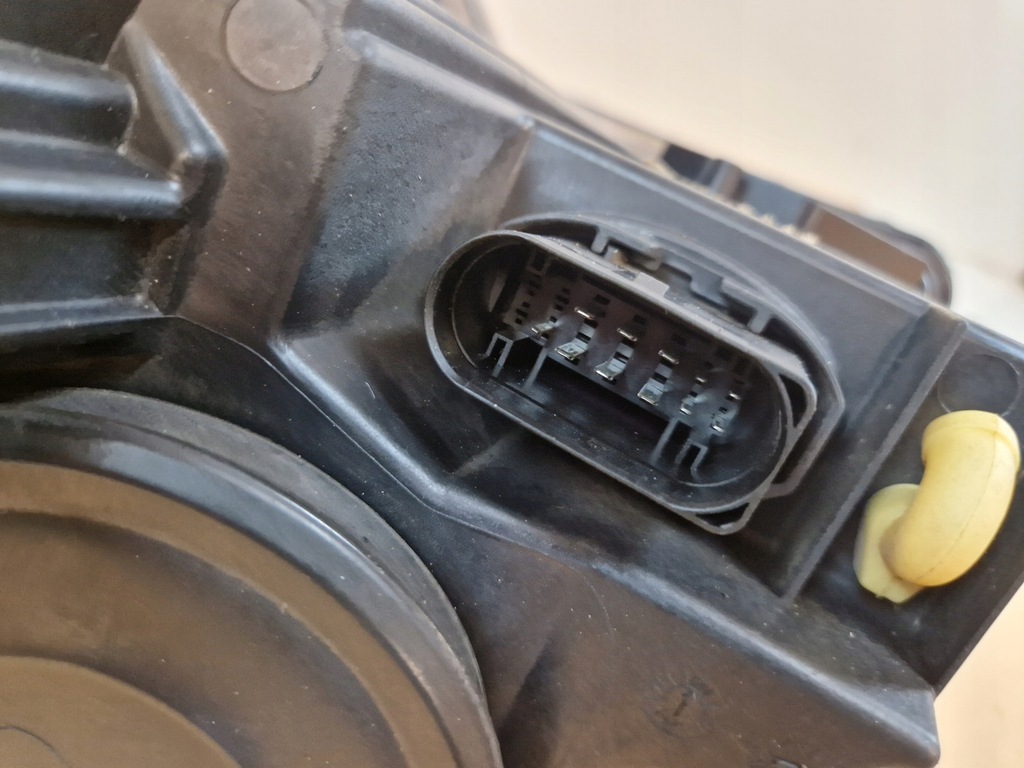 фото №6, Skoda karoq лампа передня права перед 57b941016a