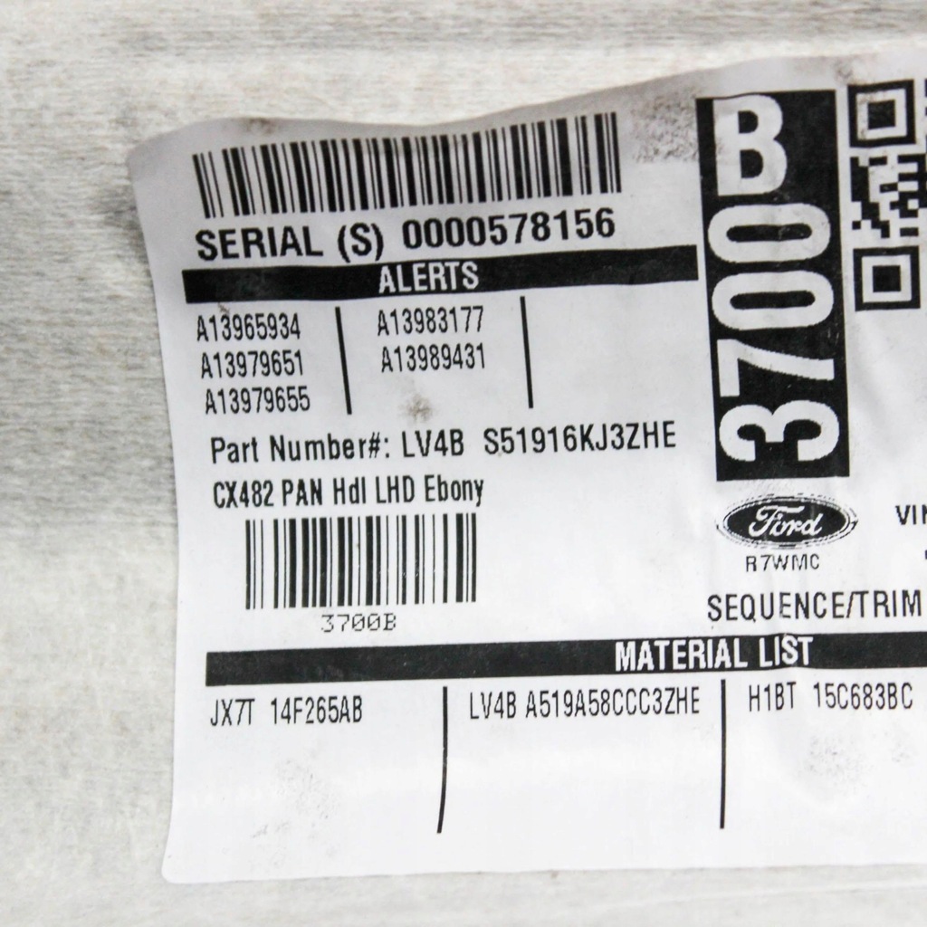 фото №9, Ford kuga ii 2020 потолок