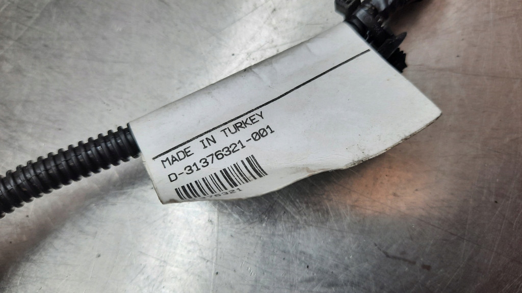 фото №5, Электропроводка бампера перед 31376321 volvo v60 s60