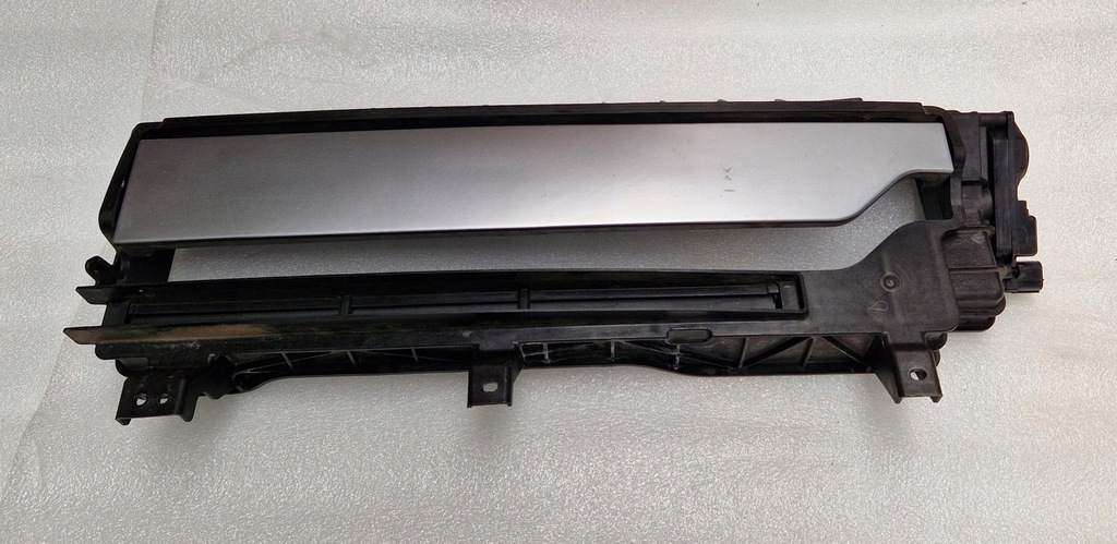 фото №1, Hyundai ioniq 5 шторка впуск воздуха правый