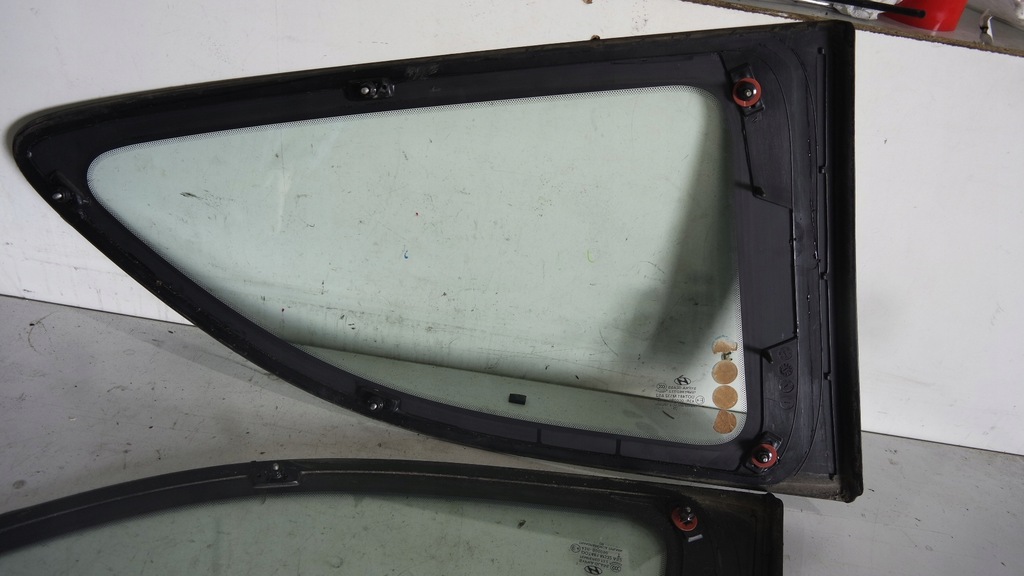 фото №6, Скло кузовна задня hyundai i20 i 3d