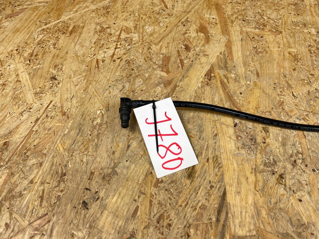 фото №2, Wąż труба шланг wody mercedes sl slr r230 w230 a2305010825