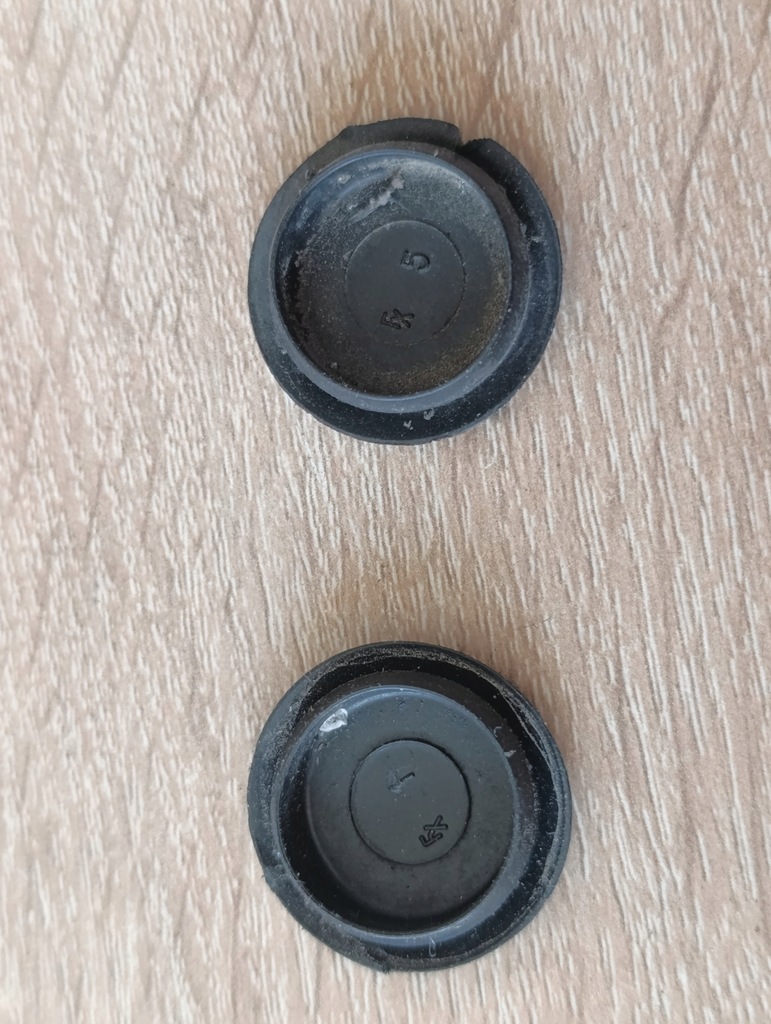 фото №1, Крышка заглушка кузовная дверь 20,5 mm renault thalia 7703074328 оригинал