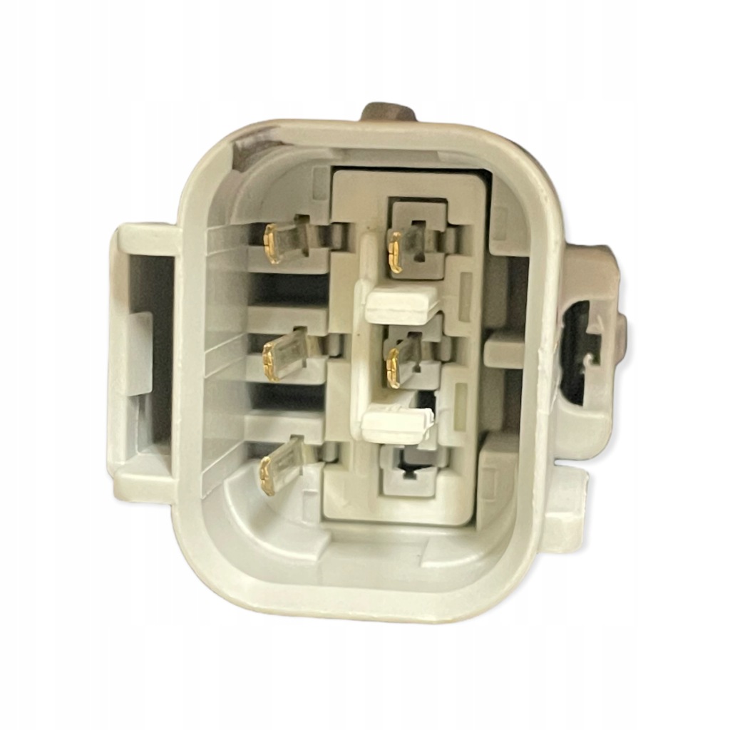 фото №3, Nowa лампа задняя toyota hilux 15-20 левая