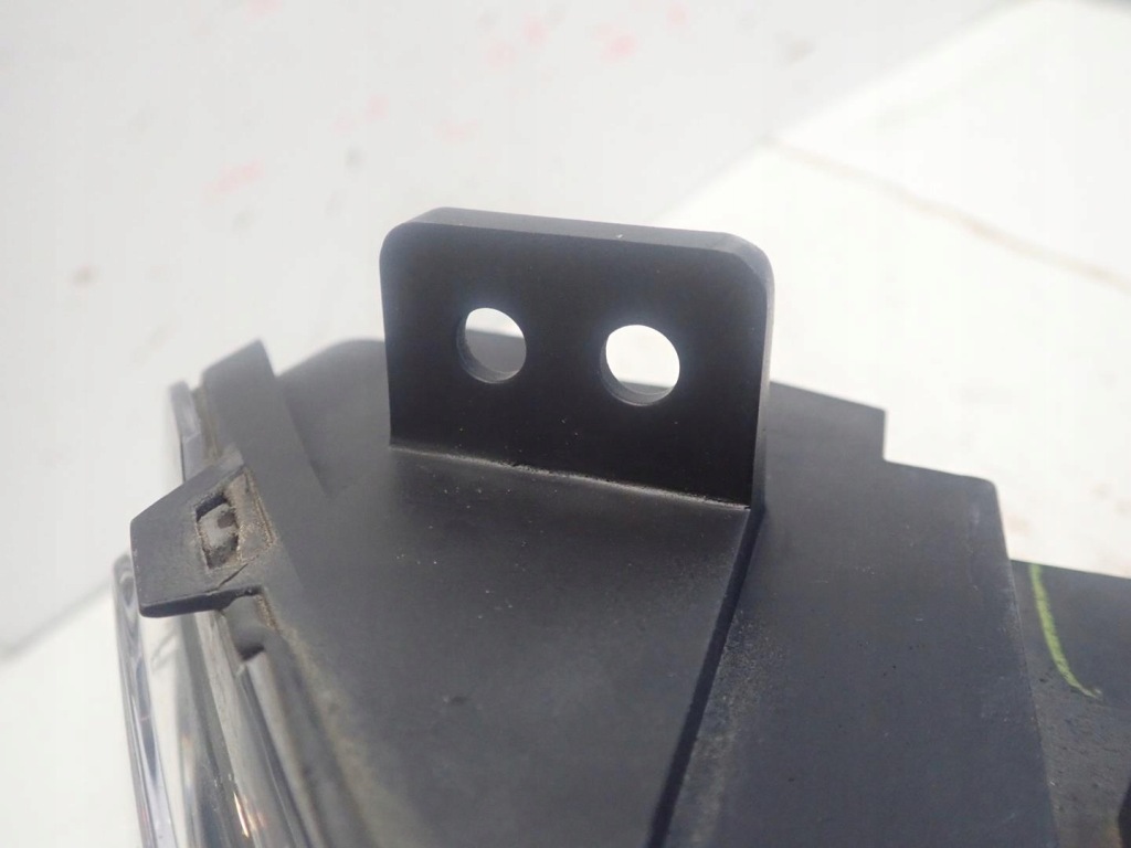 фото №3, Противотуманная фара правый jeep cherokee wk2 summit 2017-