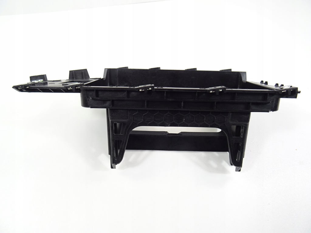 фото №2, Vw polo 2g lift r-line рамка радио панели 2g1858005b