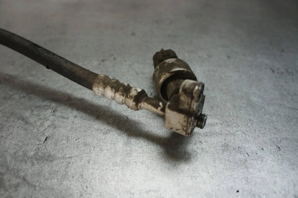 фото №2, Шланг трубка кондиционера fiat punto ii 1.9