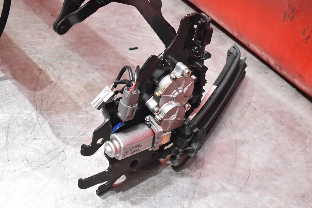 фото №8, Дах знімний жорсткий 46v mazda mx5 mx-5 4 iv nd lift 18-24