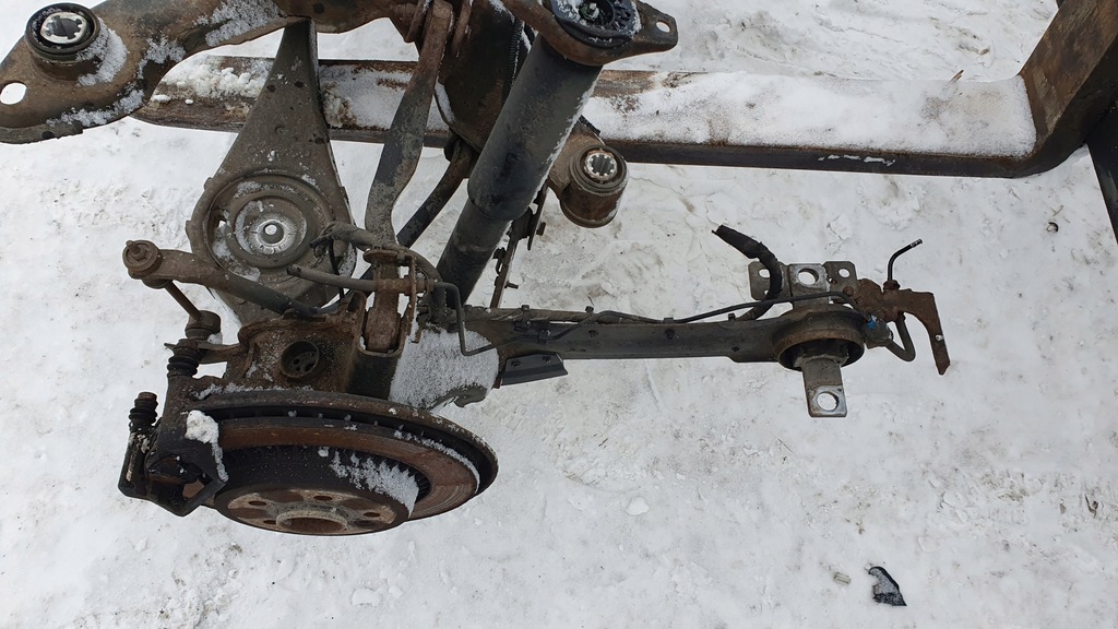 фото №5, Volvo xc60 i 08-17 поворотный кулак задняя левая правая подрамник