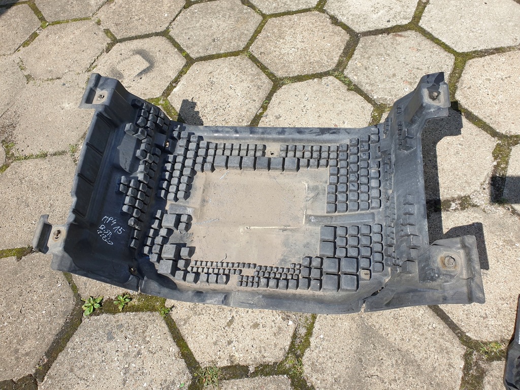 фото №1, Actros mp4 захист кришка задня коробки передач задня