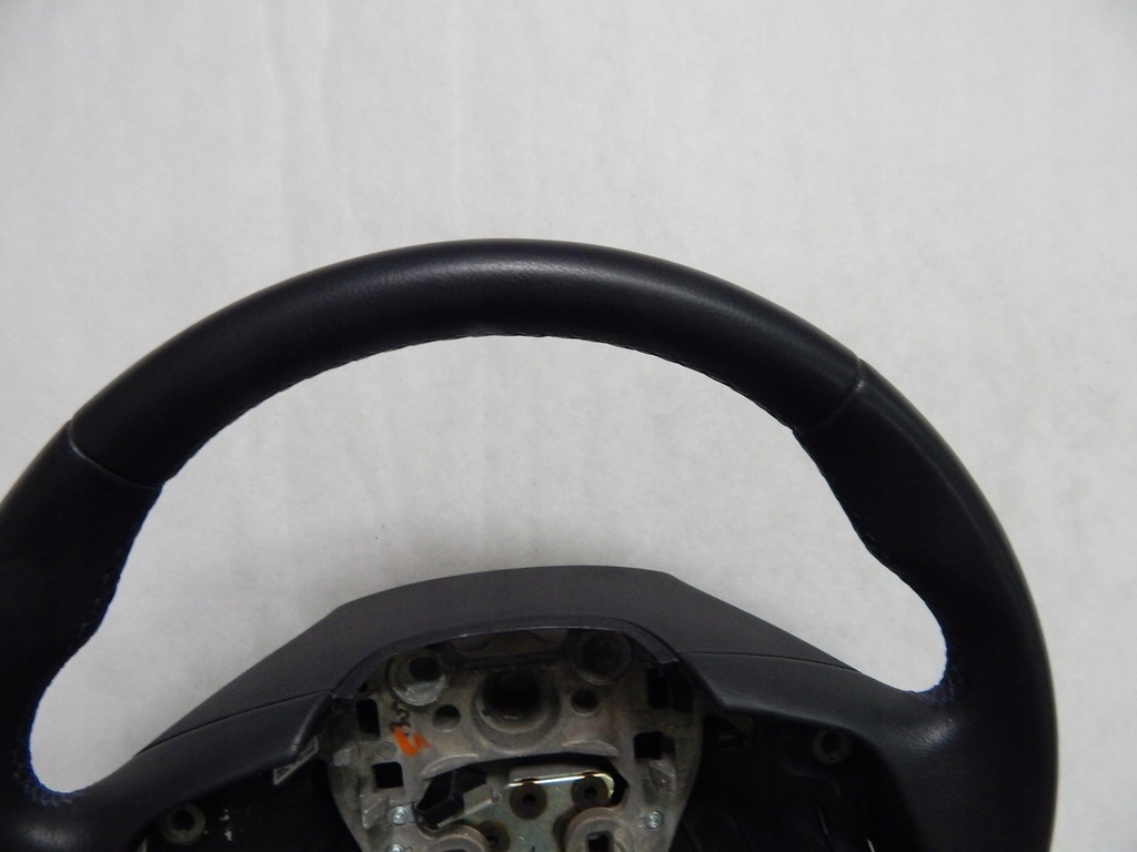 фото №5, Hyundai tucson iii - воздуховод кожа oryg niebieska nić